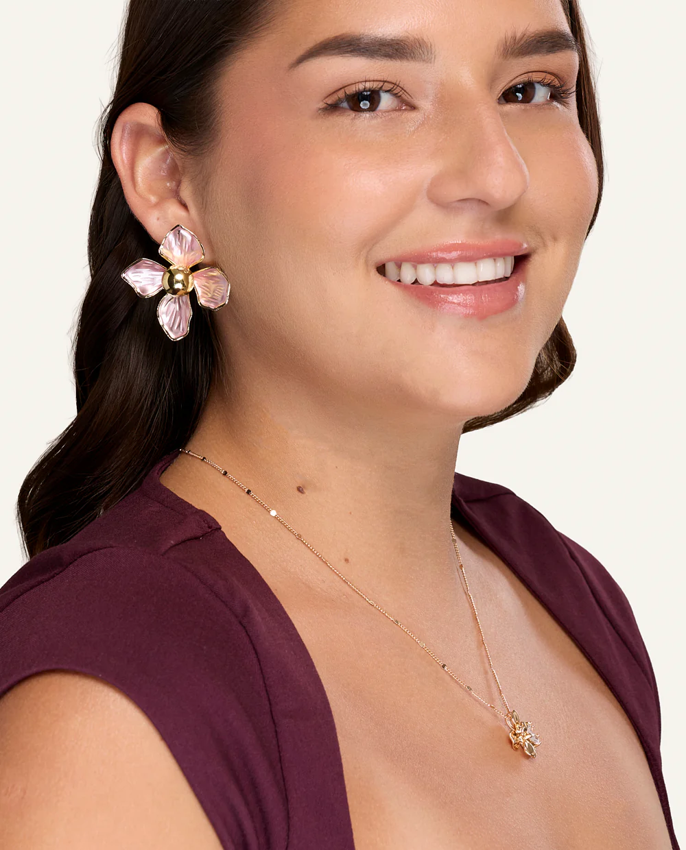 Aretes Moda Bloom Color Dorado - Image 2