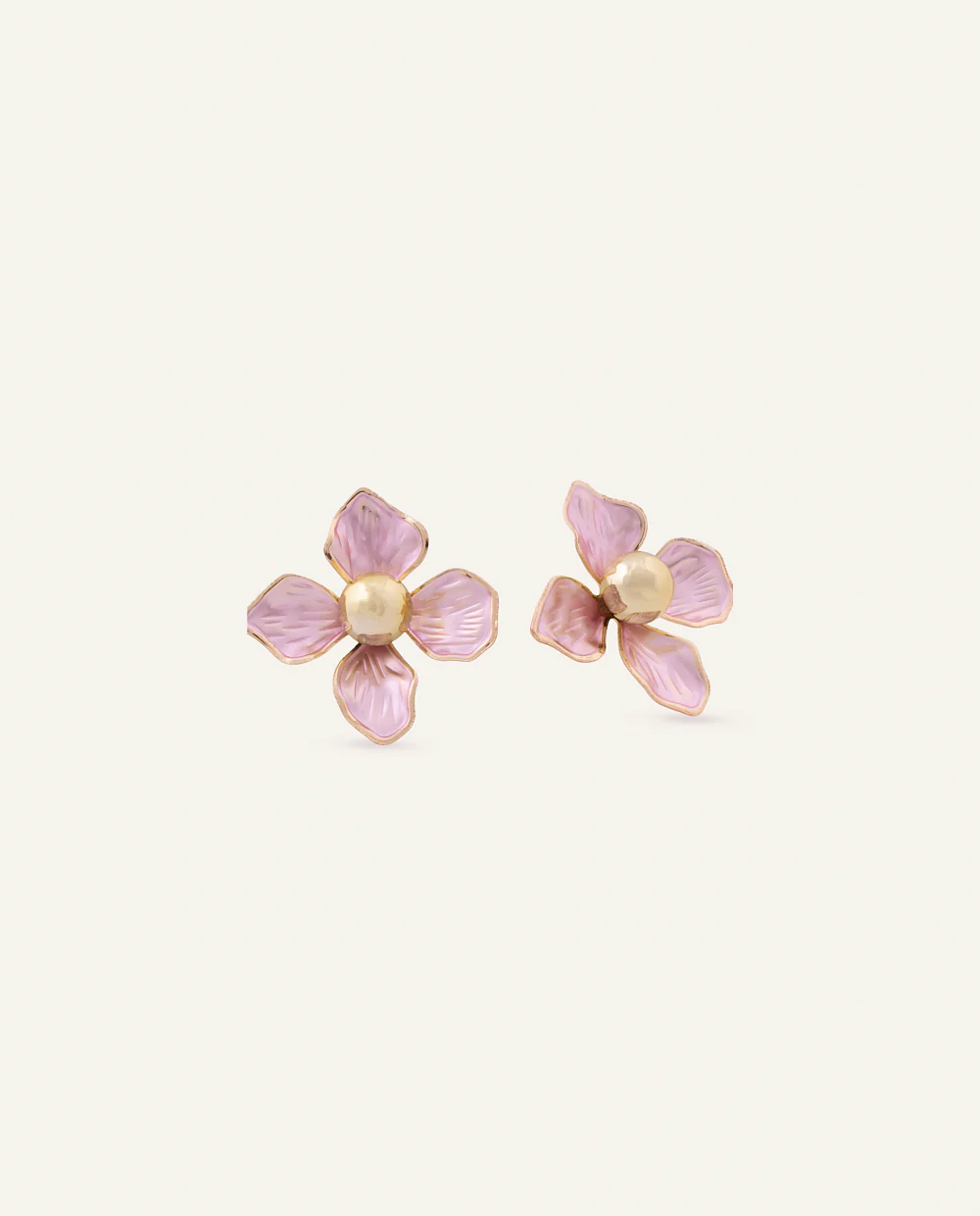 Aretes Moda Bloom Color Dorado - Image 3