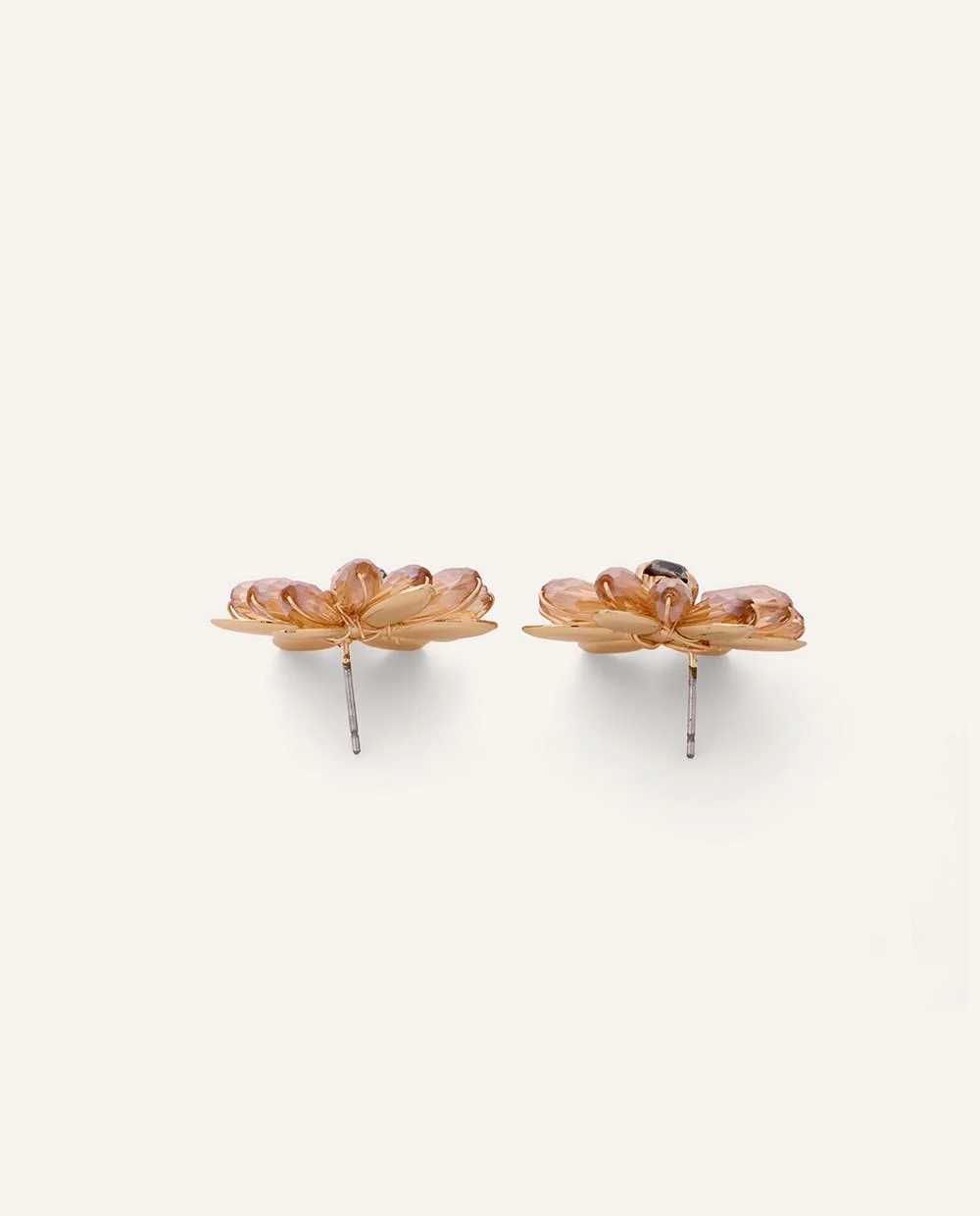 Aretes Moda Pegado Blossom Dorado - Image 3
