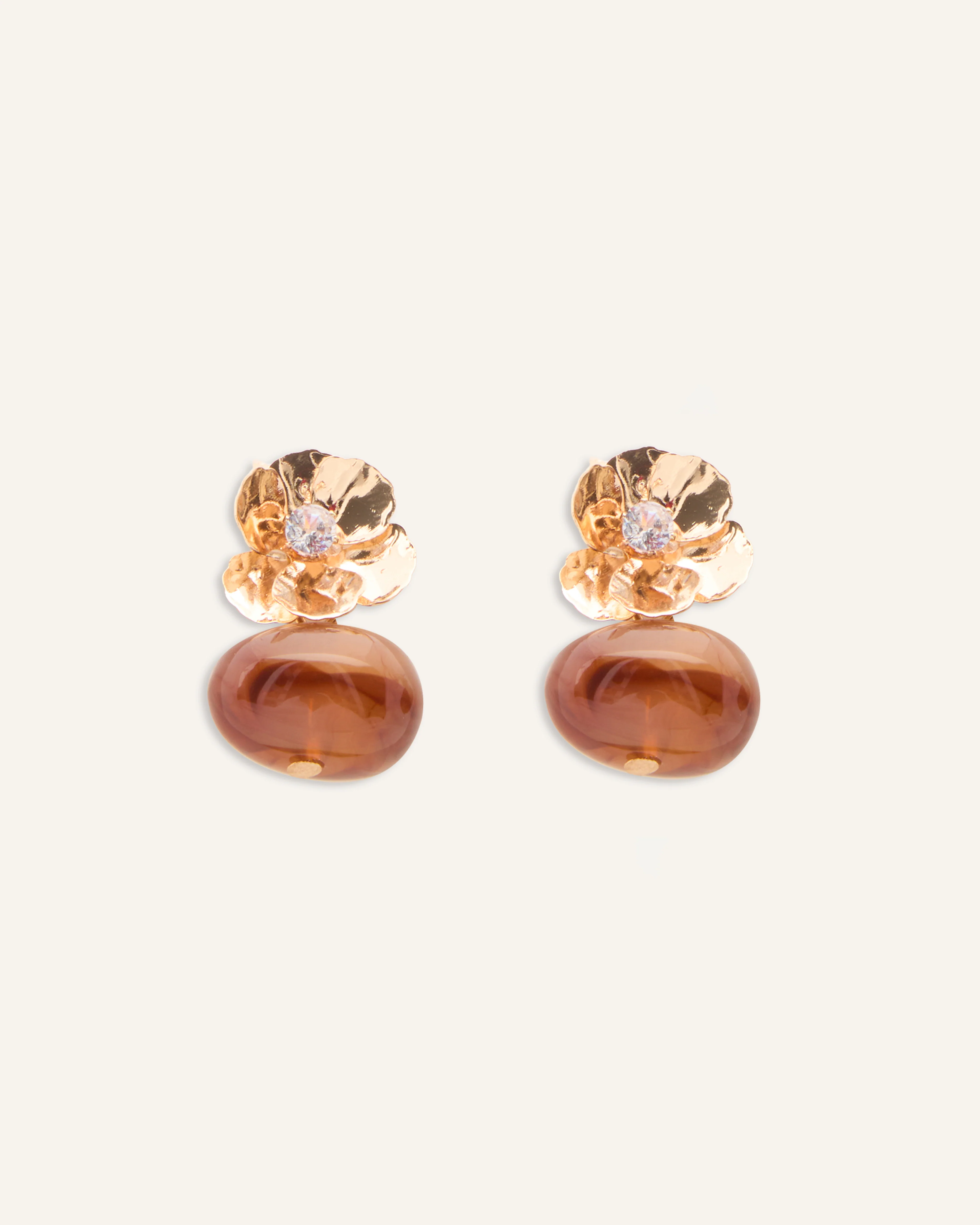 Aretes Trendy Flor Dorada con Cuenca Burgundy