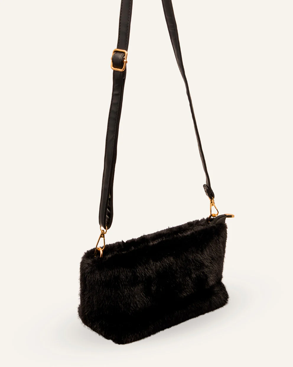Cartera Crossbody Peluche Negro - Image 4