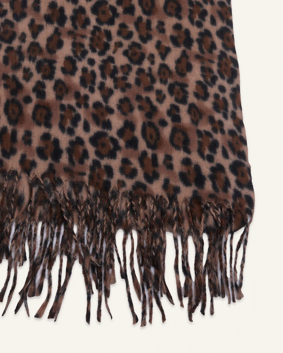 Chalina Estampado Leopardo con Flecos Animal Print - Image 3