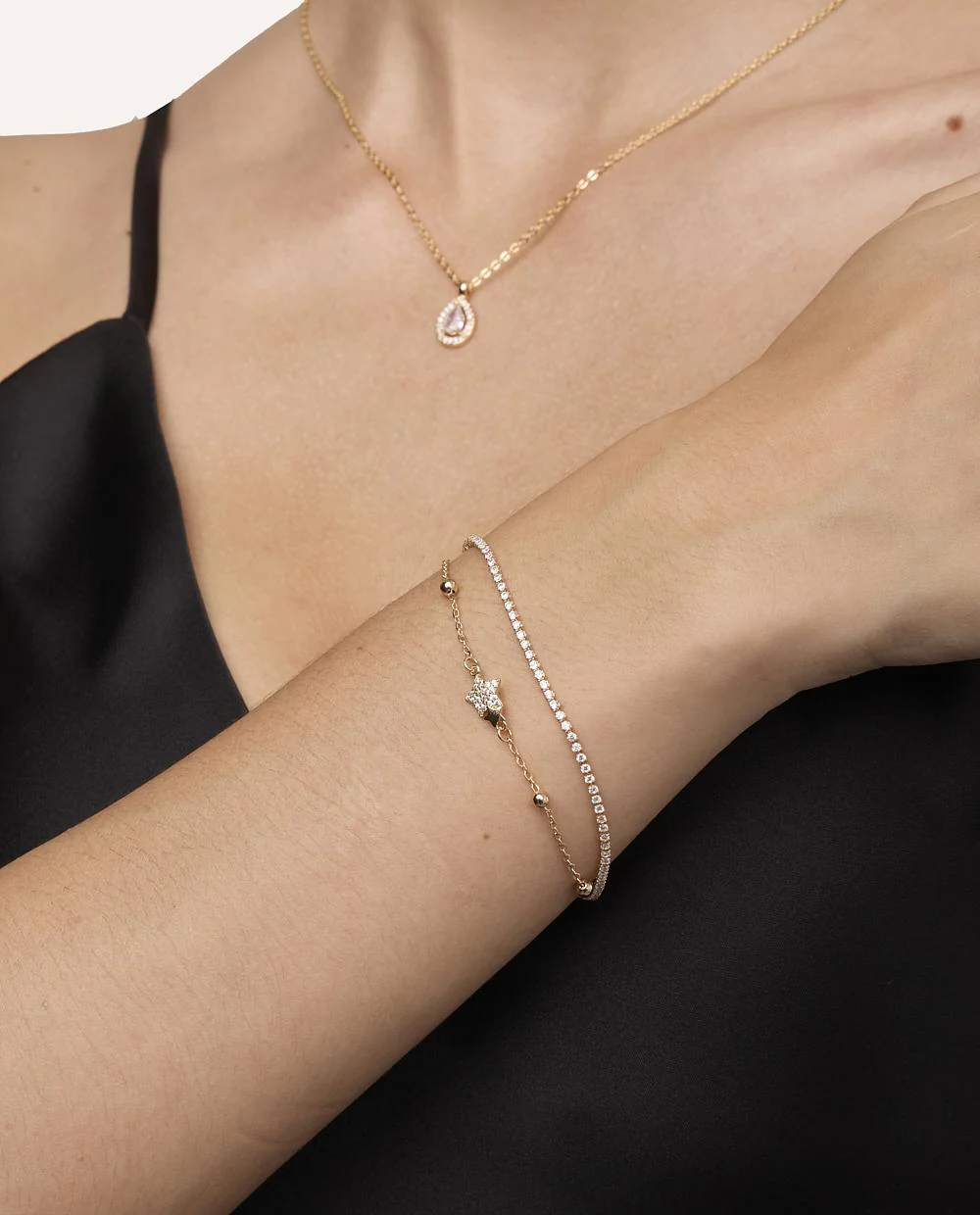 Pulsera Premium Zircón Star Dorado - Image 3