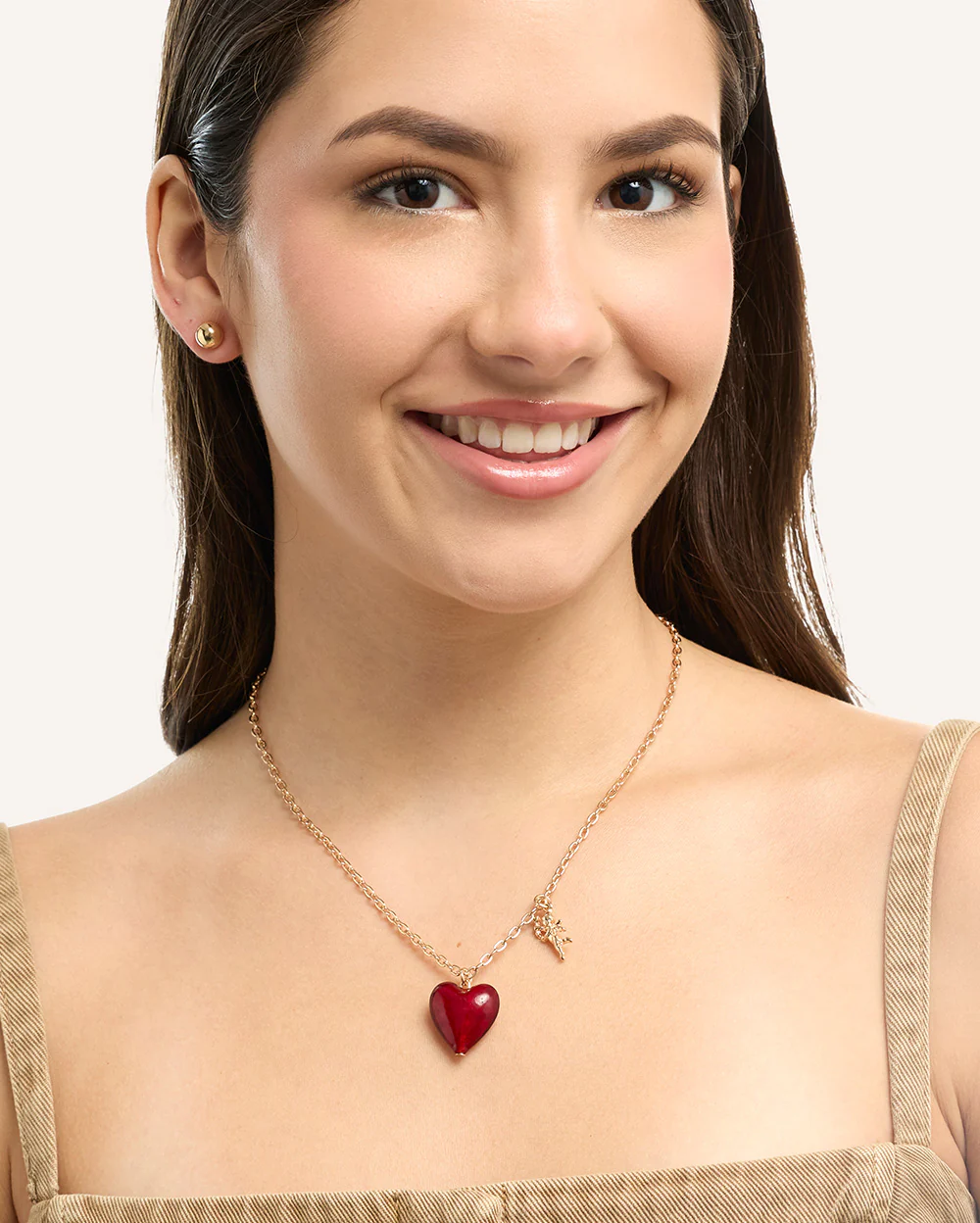 Set Collar + Arete Corazón Cupido Dorado - Image 2