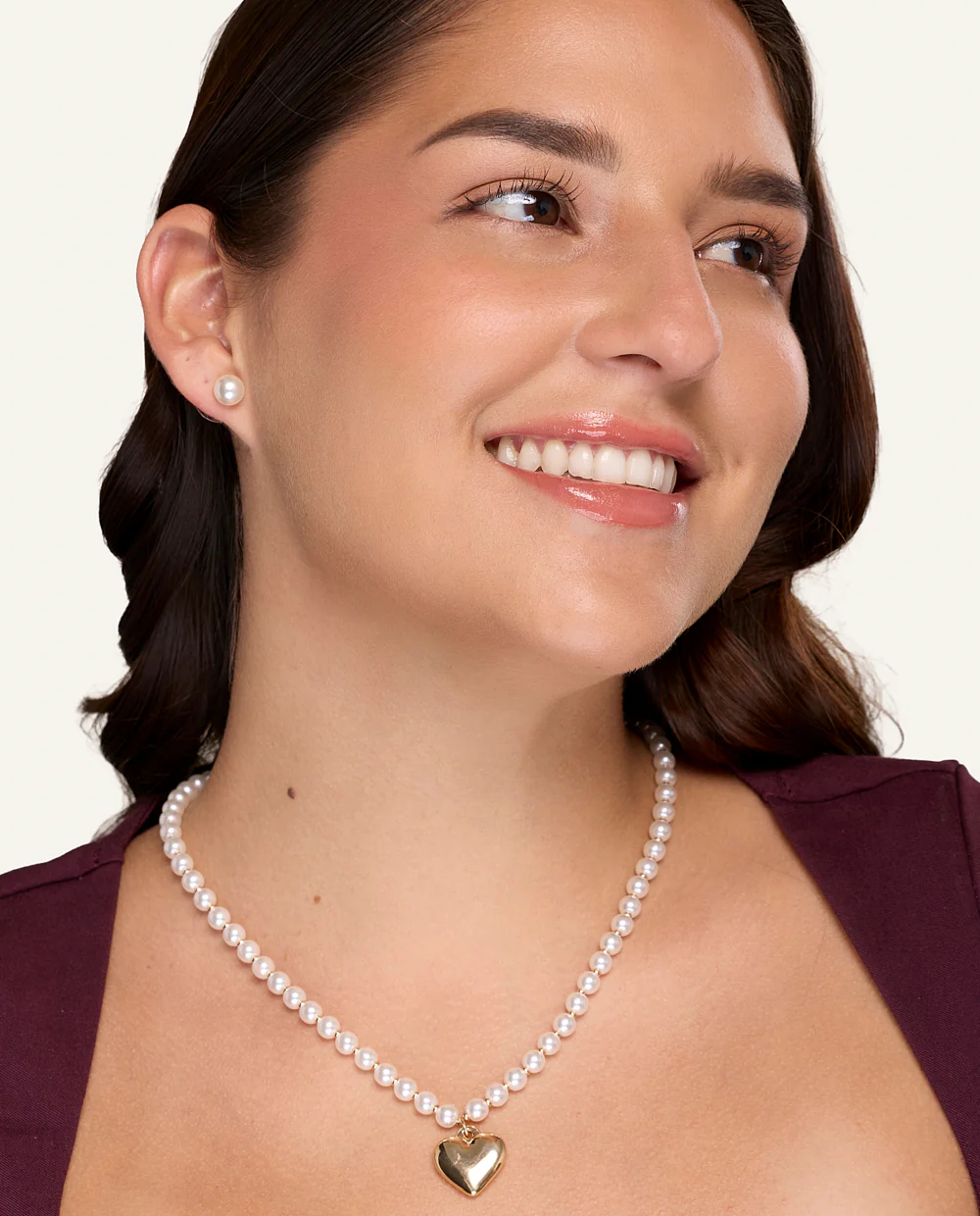 Set Collar + Arete Moda Heart Drop Dorado - Image 2